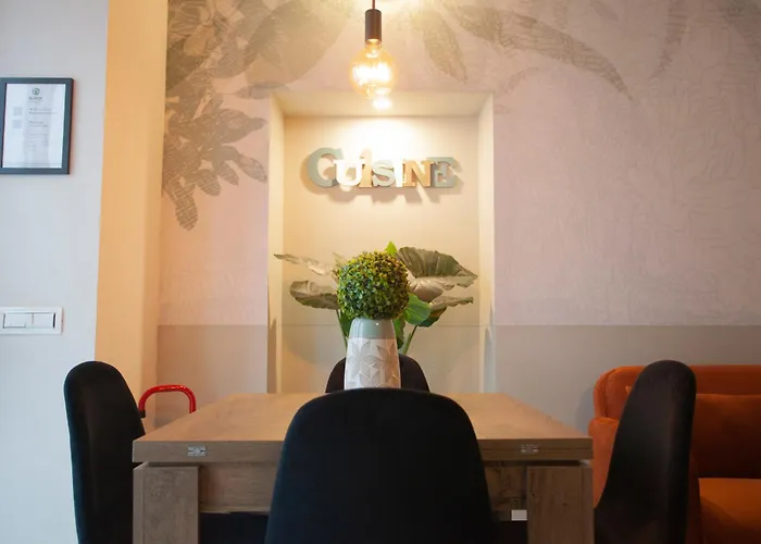 Switch 312 בית הארחה לה ספציה