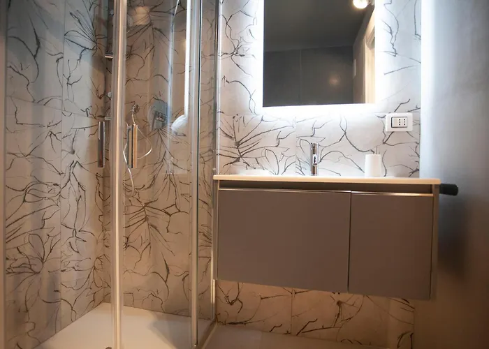 Switch 312 בית הארחה 4*